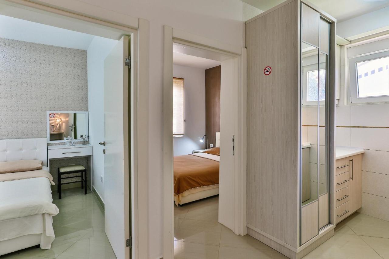 Apartamento Zelen Lux Sutomore Exterior foto
