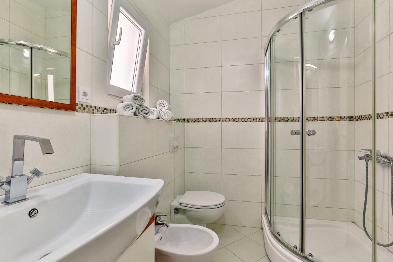 Apartamento Zelen Lux Sutomore Exterior foto