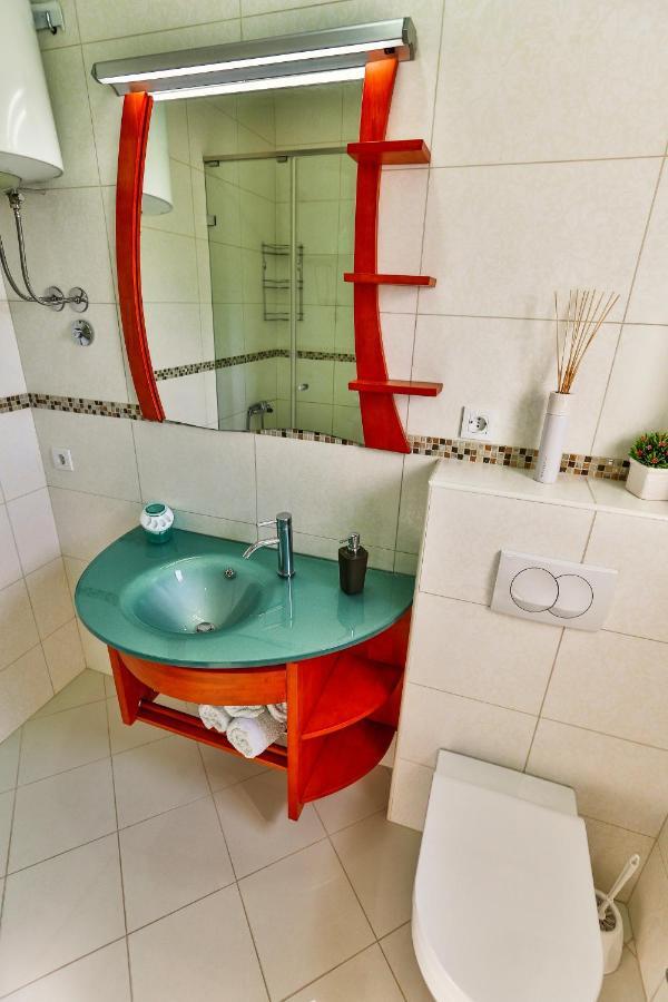 Apartamento Zelen Lux Sutomore Exterior foto